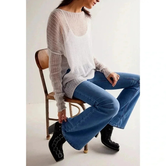 NWT Free People Penny Pull On Flare Jeans Stretch Mid Rise We The Free Blue - Picture 5 of 16